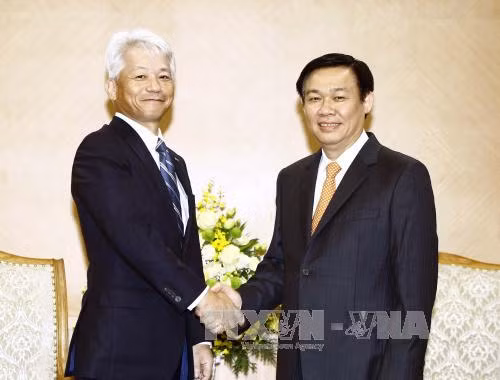 政府副总理王廷惠会见日本三井住友银行亚太地区总裁Ryuji Nishisaki ảnh 1 政府副总理王廷惠会见日本三井住友银行亚太地区总裁Ryuji Nishisaki ảnh 1