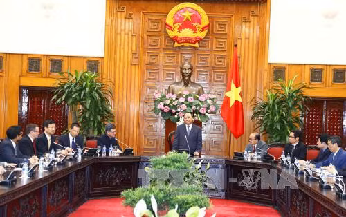 政府总理阮春福会见中国香港贸易发展局主席罗康瑞 ảnh 1 政府总理阮春福会见中国香港贸易发展局主席罗康瑞 ảnh 1