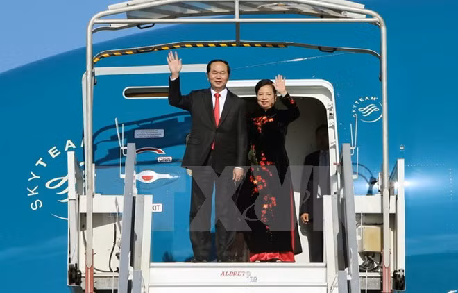 越南国家主席陈大光启程开始对中国进行国事访问 ảnh 1