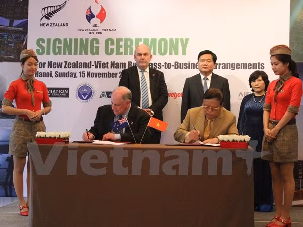 越捷航空公司和新西兰航空协会签署合作备忘录 ảnh 1 越捷航空公司和新西兰航空协会签署合作备忘录 ảnh 1