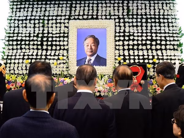 越南国家主席张晋创就韩国前总统金泳三逝世向韩国总统致慰问电 ảnh 1 越南国家主席张晋创就韩国前总统金泳三逝世向韩国总统致慰问电 ảnh 1