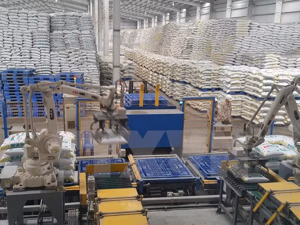 越南西北地区最大化肥厂在老街省落成 ảnh 2 越南西北地区最大化肥厂在老街省落成 ảnh 2