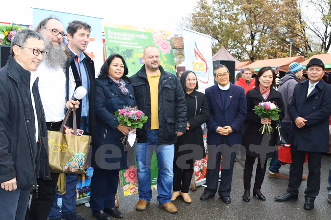 东盟饮食展销会亮相捷克 ảnh 1 东盟饮食展销会亮相捷克 ảnh 1