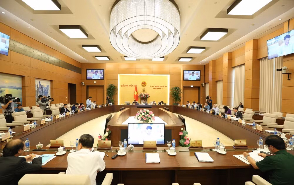 国会常委会第33次会议落下帷幕 ảnh 1 国会常委会第33次会议落下帷幕 ảnh 1