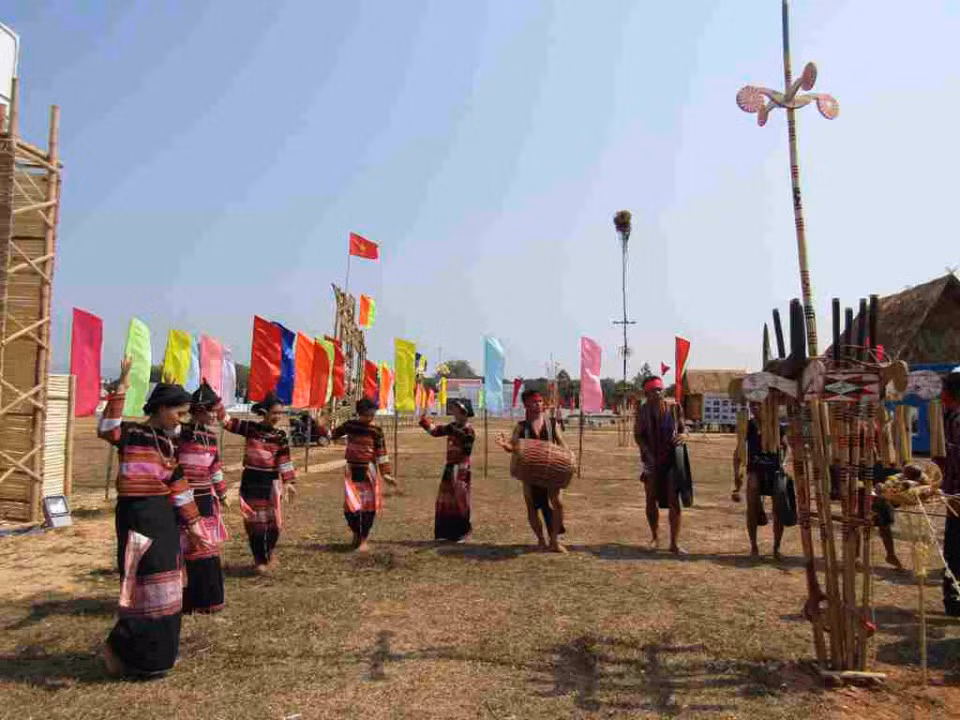 平定省山区少数民族文化体育节增进民族团结 ảnh 2