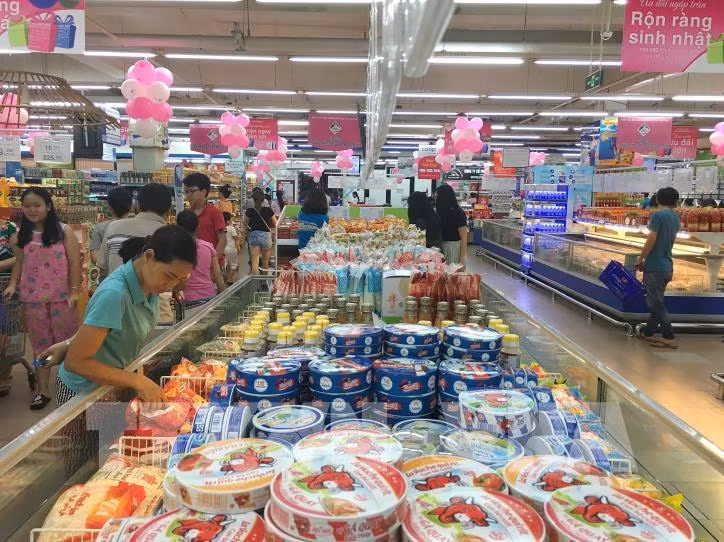 胡志明市零售企业快速适应时局的变化 ảnh 1 胡志明市零售企业快速适应时局的变化 ảnh 1