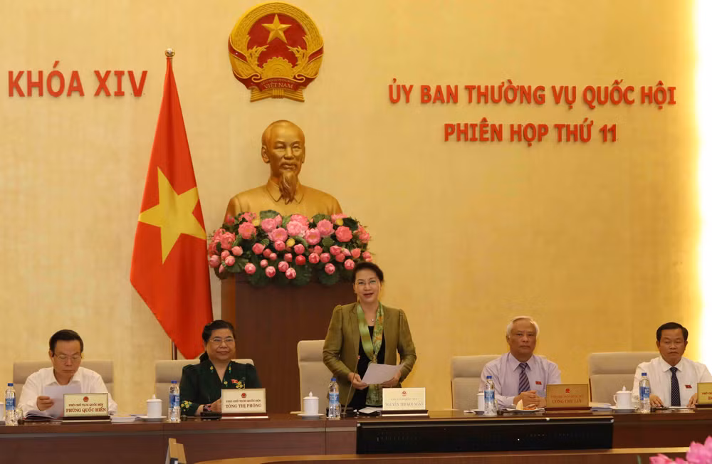 越南第十四届国会第三次会议公报(第十号) ảnh 1 越南第十四届国会第三次会议公报(第十号) ảnh 1