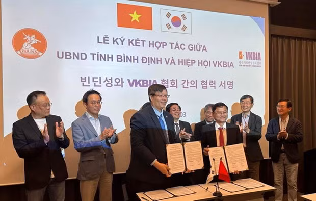 平定省加大对韩国企业的投资促进力度 ảnh 2 平定省加大对韩国企业的投资促进力度 ảnh 2