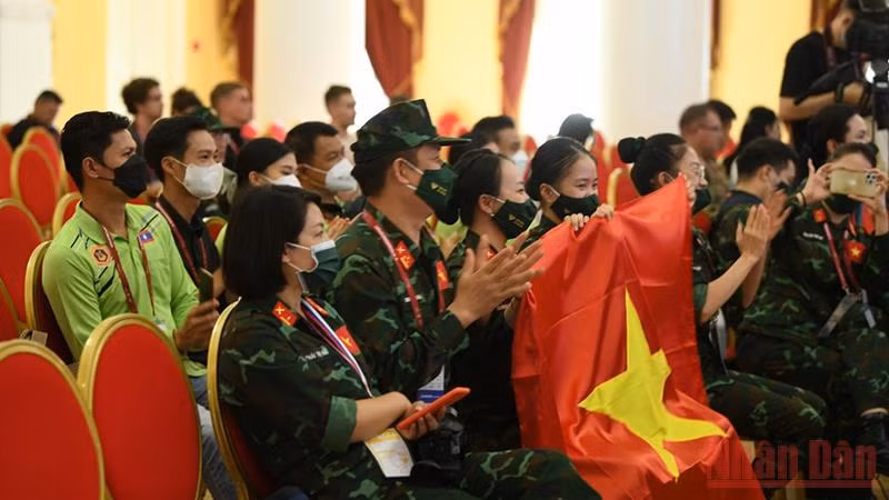 Army Games 2021:越南独舞节目跻身前四名 ảnh 2 Army Games 2021:越南独舞节目跻身前四名 ảnh 2