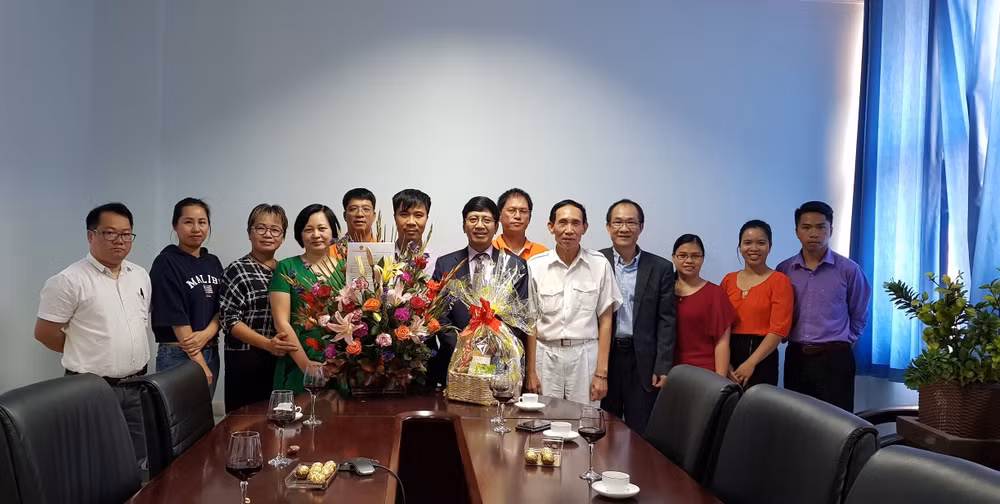 越南人民军建军74周年庆祝活动在莫桑比克和坦桑尼亚举行 ảnh 1