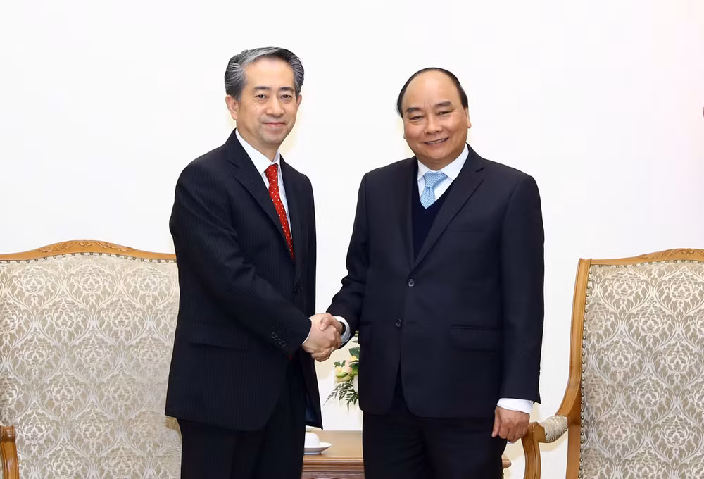 政府总理阮春福分别会见中国和丹麦两国驻越大使 ảnh 1 政府总理阮春福分别会见中国和丹麦两国驻越大使 ảnh 1