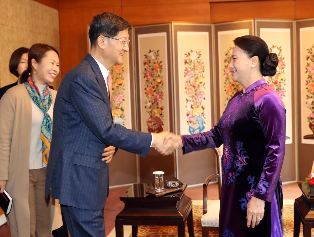 阮氏金银会见部分韩国经济集团代表 ảnh 1 阮氏金银会见部分韩国经济集团代表 ảnh 1