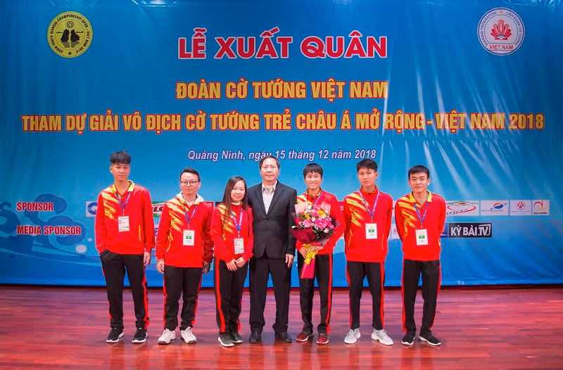 广宁省2018年亚洲少年象棋公开赛:越南代表团获得17枚金牌 ảnh 1 广宁省2018年亚洲少年象棋公开赛:越南代表团获得17枚金牌 ảnh 1