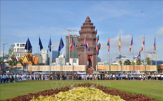 柬埔寨推翻波尔布特种族灭绝制度40年:柬埔寨经济取得许多重要成就 ảnh 1 柬埔寨推翻波尔布特种族灭绝制度40年:柬埔寨经济取得许多重要成就 ảnh 1