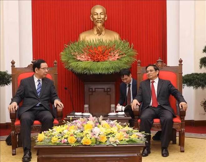 越共中央组织部部长范明正会见日本共产党中央委员会主席 ảnh 1 越共中央组织部部长范明正会见日本共产党中央委员会主席 ảnh 1