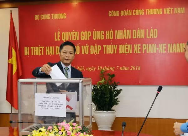 老挝水电站大坝坍塌事故:向老挝灾民伸出援手 ảnh 1 老挝水电站大坝坍塌事故:向老挝灾民伸出援手 ảnh 1