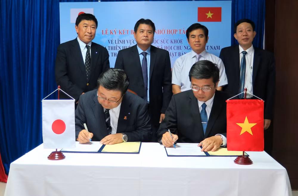 越南承天顺化省与日本横滨市加强医疗保健工作的合作 ảnh 1