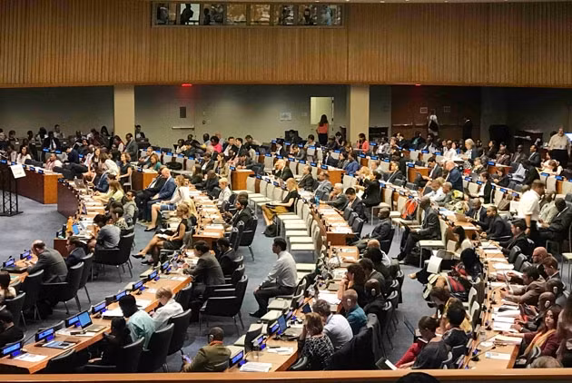 越南在联合国纽约总部发表《国家自愿检视报告》 ảnh 1
