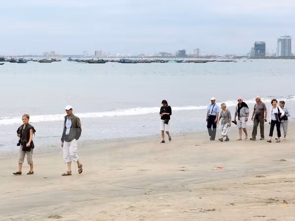 越南岘港是发布旅游行为准则树立岘港市美丽形象 ảnh 1