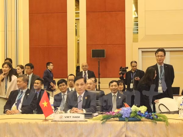 东盟加三高官会议和东亚峰会高官会在吉隆坡召开 ảnh 1 东盟加三高官会议和东亚峰会高官会在吉隆坡召开 ảnh 1