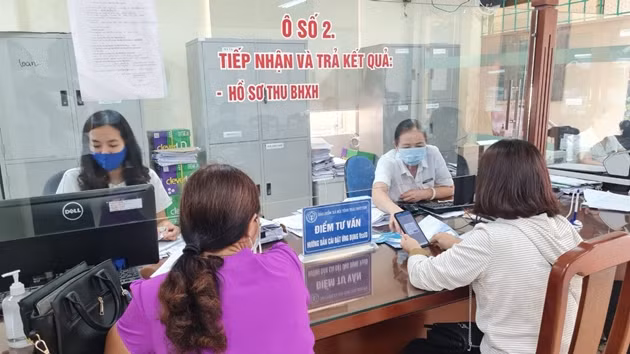 越南社保大力支持受疫情影响企业和劳动者 ảnh 1