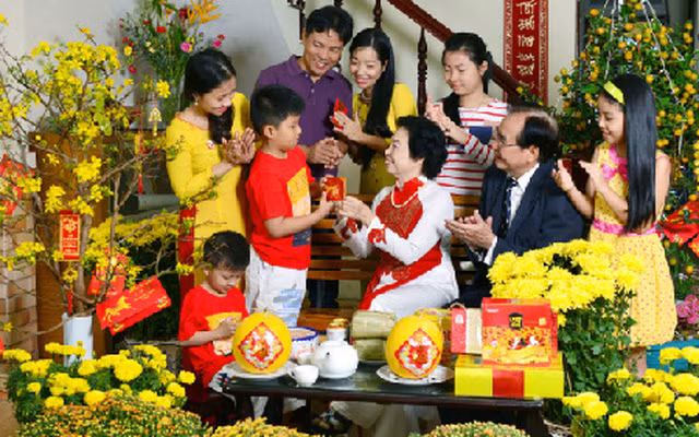 派压岁钱——越南人春节传统习俗 ảnh 1 派压岁钱——越南人春节传统习俗 ảnh 1