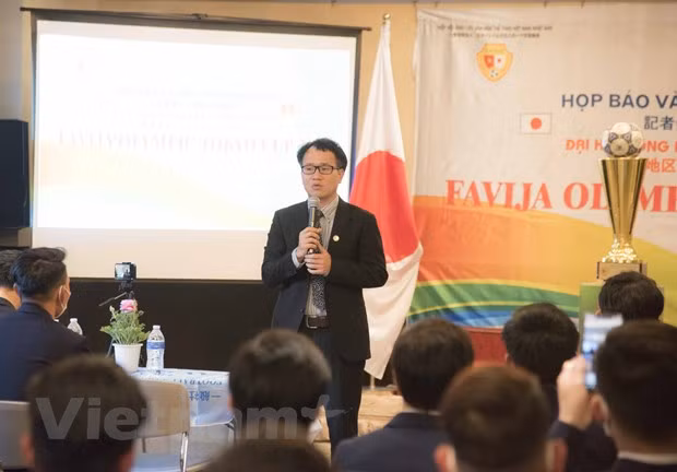 64支足球队参加2020年东京杯旅居日本越南人足球大会 ảnh 3 64支足球队参加2020年东京杯旅居日本越南人足球大会 ảnh 3