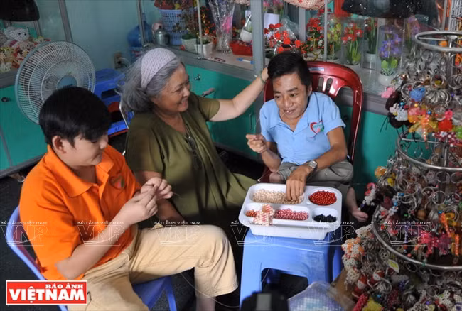 为越南橙毒剂受害人讨回公道 ảnh 5 为越南橙毒剂受害人讨回公道 ảnh 5