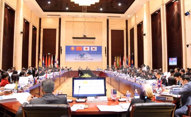 东盟与中日韩副财长和央行副行长会议在万象开幕 ảnh 1 东盟与中日韩副财长和央行副行长会议在万象开幕 ảnh 1