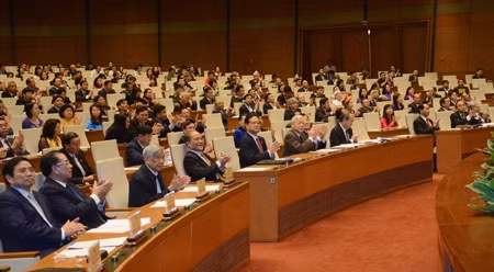 社论:胜利实现党和国会的各项决议 ảnh 1 社论:胜利实现党和国会的各项决议 ảnh 1
