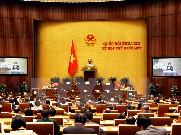 越南国会投票选举国会副主席和国会常务委员会委员 ảnh 1