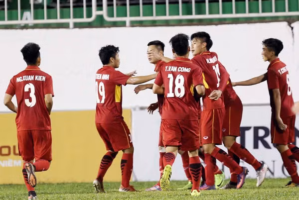 Suwon JS Cup 2018国际足球锦标赛:越南U19队0比4不敌墨西哥U19队 ảnh 1 Suwon JS Cup 2018国际足球锦标赛:越南U19队0比4不敌墨西哥U19队 ảnh 1