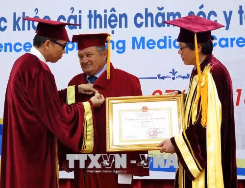 第五届顺化科学节拉开序幕 ảnh 1 第五届顺化科学节拉开序幕 ảnh 1
