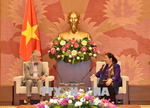 越南国会常务副主席丛氏放会见各国议会联盟前秘书长安德斯 ảnh 1 越南国会常务副主席丛氏放会见各国议会联盟前秘书长安德斯 ảnh 1