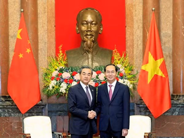 越南国家主席陈大光会见中国外交部长王毅 ảnh 1 越南国家主席陈大光会见中国外交部长王毅 ảnh 1