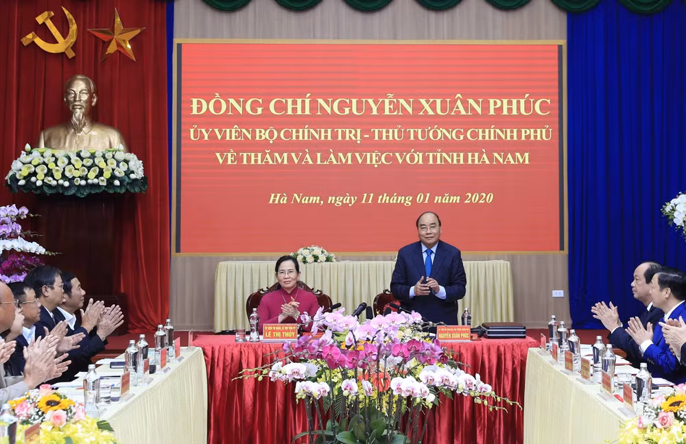 阮春福总理:河南省应充分发挥首都门户优势 超额完成各项目标计划 ảnh 1 阮春福总理:河南省应充分发挥首都门户优势 超额完成各项目标计划 ảnh 1