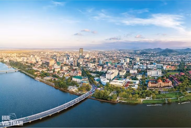 在顺化古都遗迹的基础上面向建设遗产城市 ảnh 1 在顺化古都遗迹的基础上面向建设遗产城市 ảnh 1