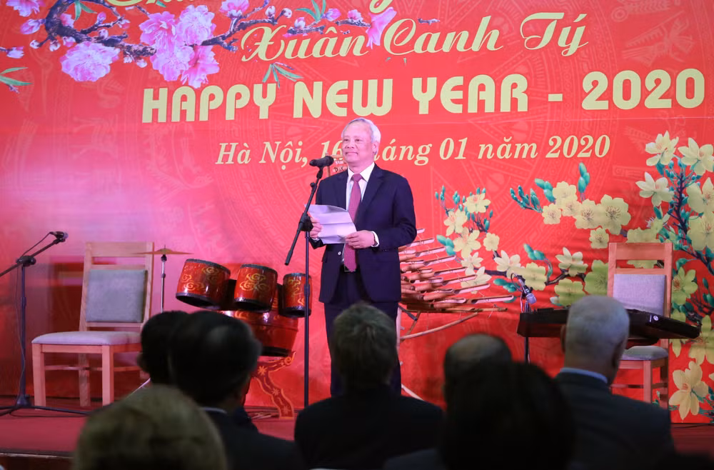 各国驻越外交使团、国际组织、非政府组织见面会在首都河内举行 ảnh 3