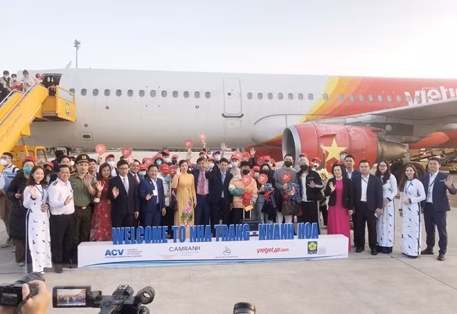 庆和省疫后接待首批中国游客 ảnh 1 庆和省疫后接待首批中国游客 ảnh 1