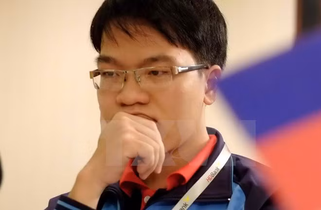 2015国际象棋世界杯男子个人赛第一轮：越南棋手光廉和长山获胜 ảnh 1