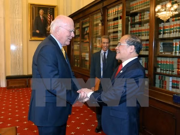 越南国会主席阮生雄会见美国参议院临时参议长帕特里克·莱希 ảnh 1 越南国会主席阮生雄会见美国参议院临时参议长帕特里克·莱希 ảnh 1