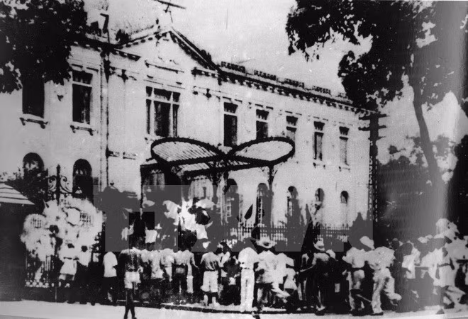 庆祝越南九·二国庆70周年活动在老挝和阿根廷举行 ảnh 1 庆祝越南九·二国庆70周年活动在老挝和阿根廷举行 ảnh 1