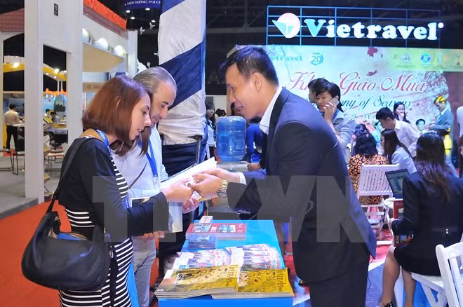 越南旅行社在2015胡志明市国际旅游博览会纷纷推出优惠活动 ảnh 1