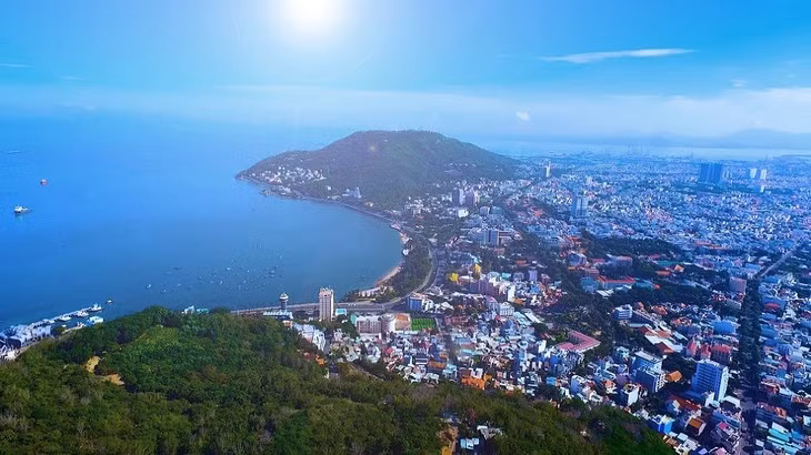 巴地头顿省旅游业强劲复苏 ảnh 1 巴地头顿省旅游业强劲复苏 ảnh 1