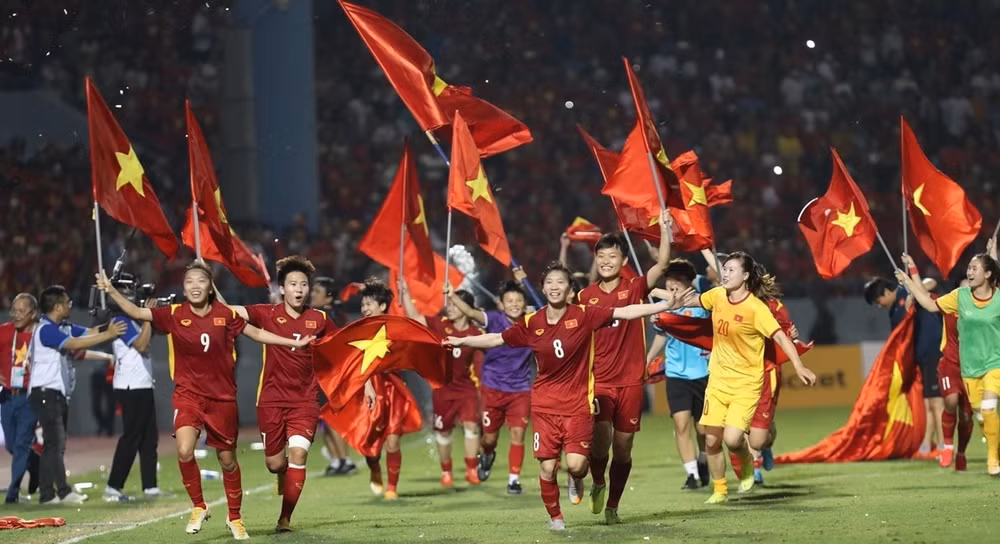 回望2022年：越南女足走向2023世界杯之光辉征程 ảnh 1