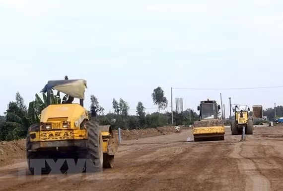 越南政府总理指示加快推进国家重点高速公路项目的建设进度 ảnh 2