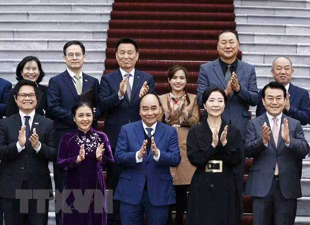 越南驻韩国大使阮武松:国家主席阮春福访问韩国有助于把双边关系提升至新水平 ảnh 2 越南驻韩国大使阮武松:国家主席阮春福访问韩国有助于把双边关系提升至新水平 ảnh 2