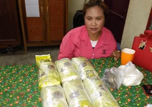 越南国防部就边防部队成功摧毁两个特大毒品贩运团伙向其致表彰函 ảnh 1