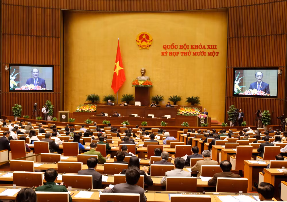 越南第十三届国会第十一次会议发表第一号公报 ảnh 1 越南第十三届国会第十一次会议发表第一号公报 ảnh 1
