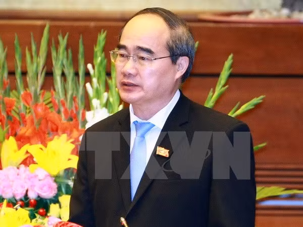 越南祖国阵线中央委员会主席会见越南医疗救助协会主席 ảnh 1 越南祖国阵线中央委员会主席会见越南医疗救助协会主席 ảnh 1